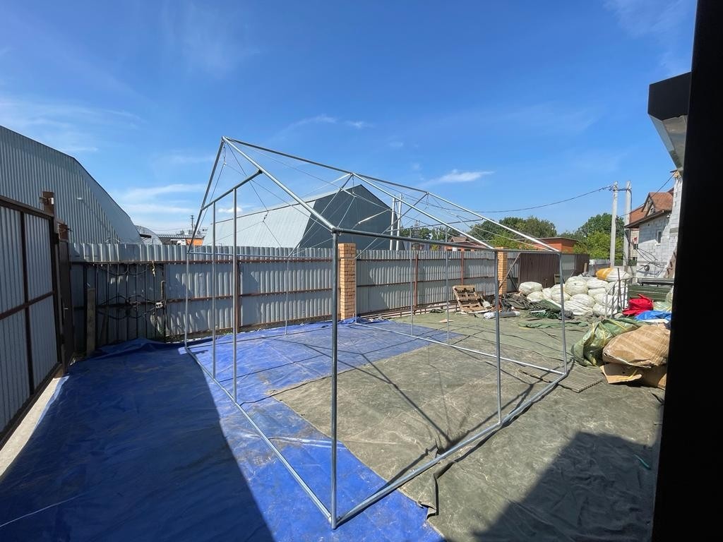 Палатка Каркасная утепленная зеленого цвета 5х4 Палатка Каркасная утепленная зеленого цвета 5х4